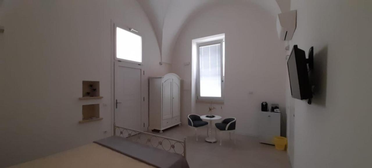 Casa Vacanze Laura S/C Lecce Zewnętrze zdjęcie
